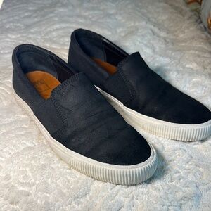 Frye Black leather smooth suede Slip-On Sneaker Sz 9